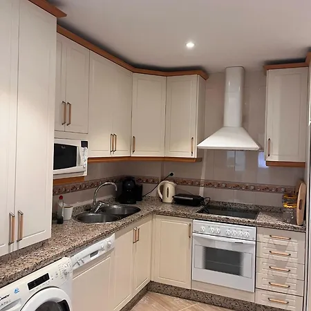 Lujoso Atico Duplex En Puerto Marina *