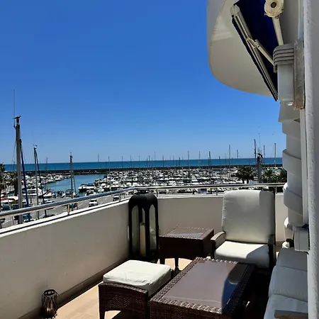 Lujoso Atico Duplex En Puerto Marina *