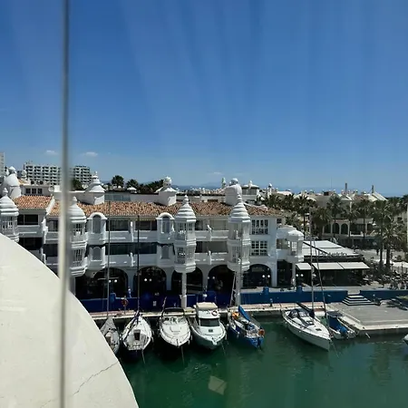 Lujoso Atico Duplex En Puerto Marina *